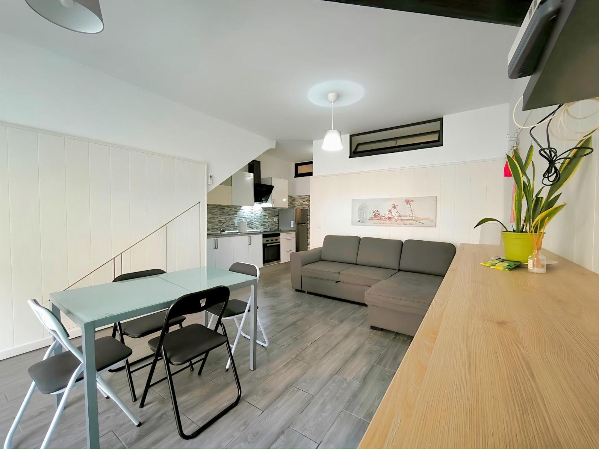 Apartment Coastal Getaway *